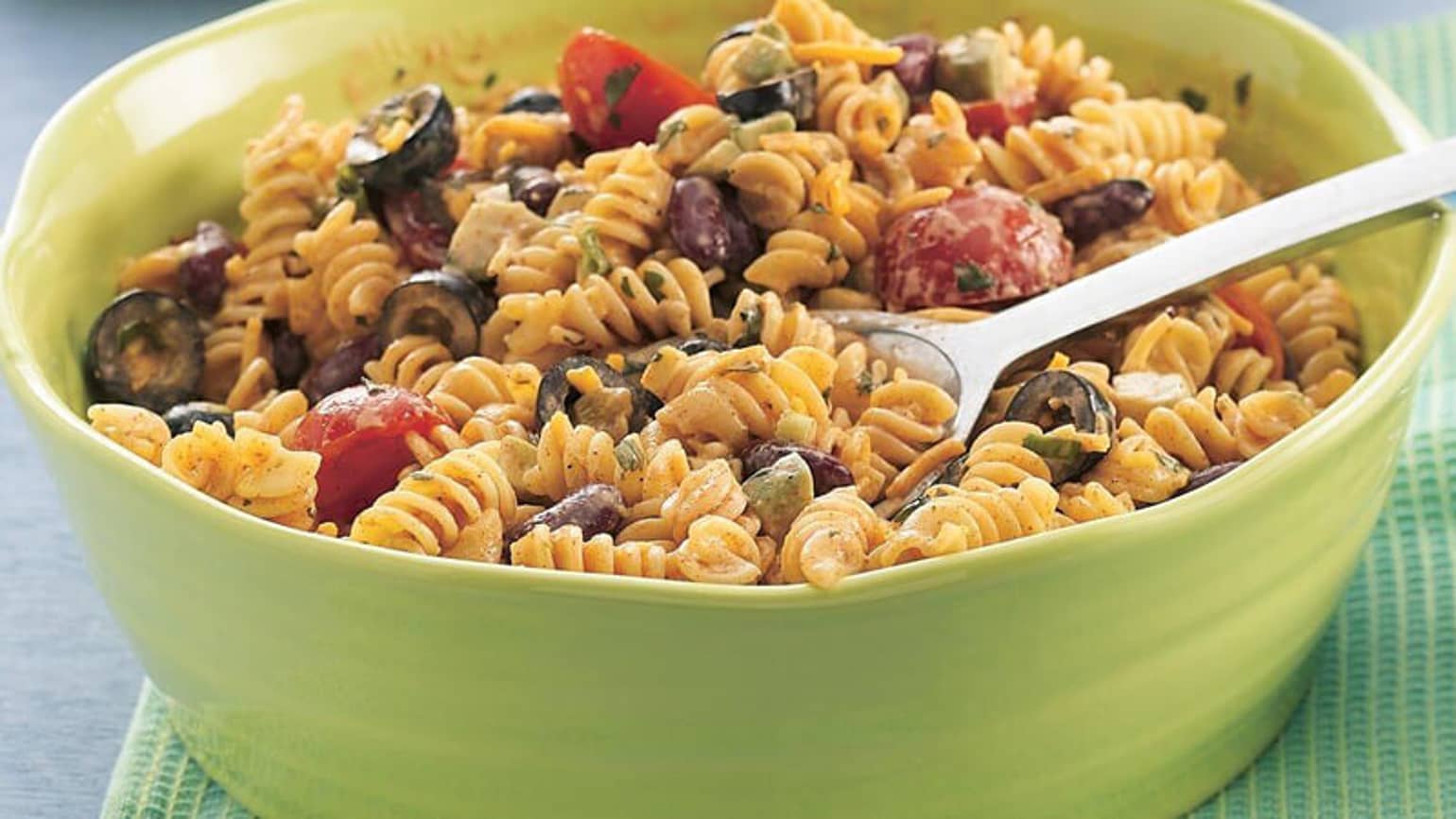 Salade De Macaroni Mexicaine